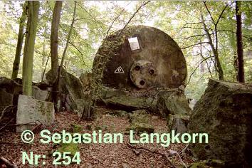 E0254SebastianLangkornBaudenksteine1991