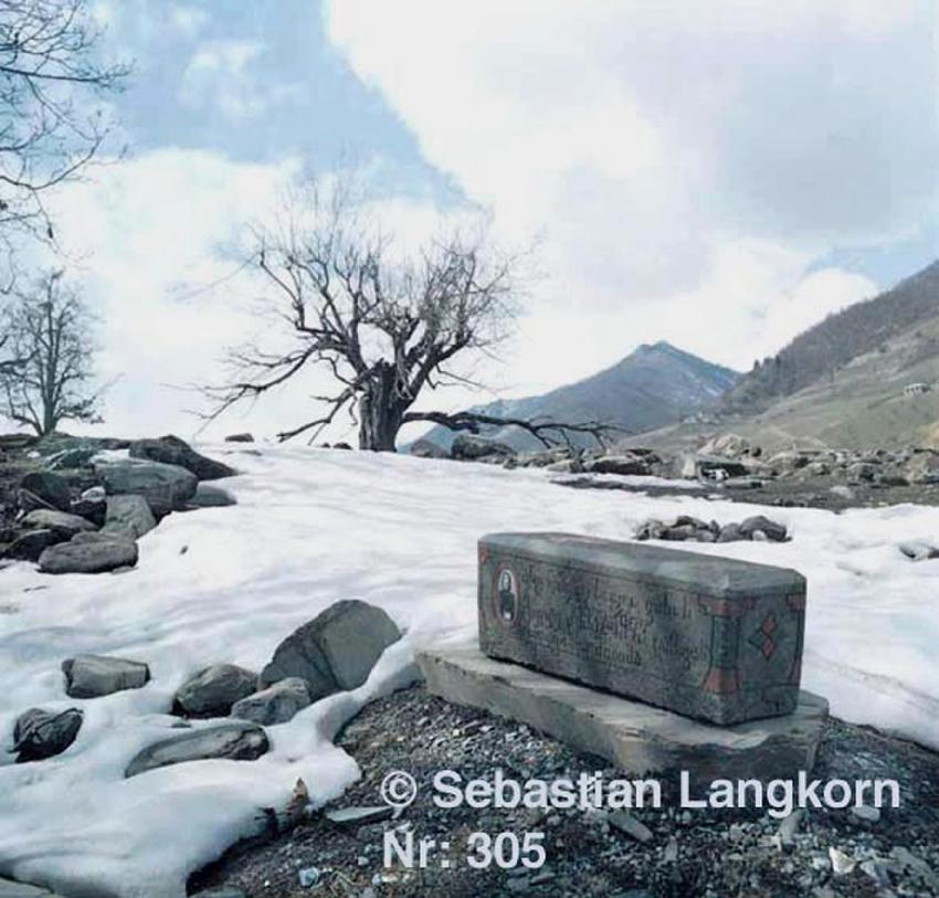 E0305SebastianLangkorn1978Armenien