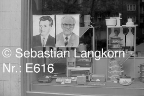 E0616SebastianLangkornPropaganda1985Berlin