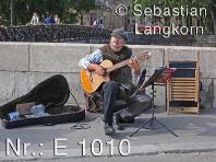 E1010SebastianLangkornParis2014
