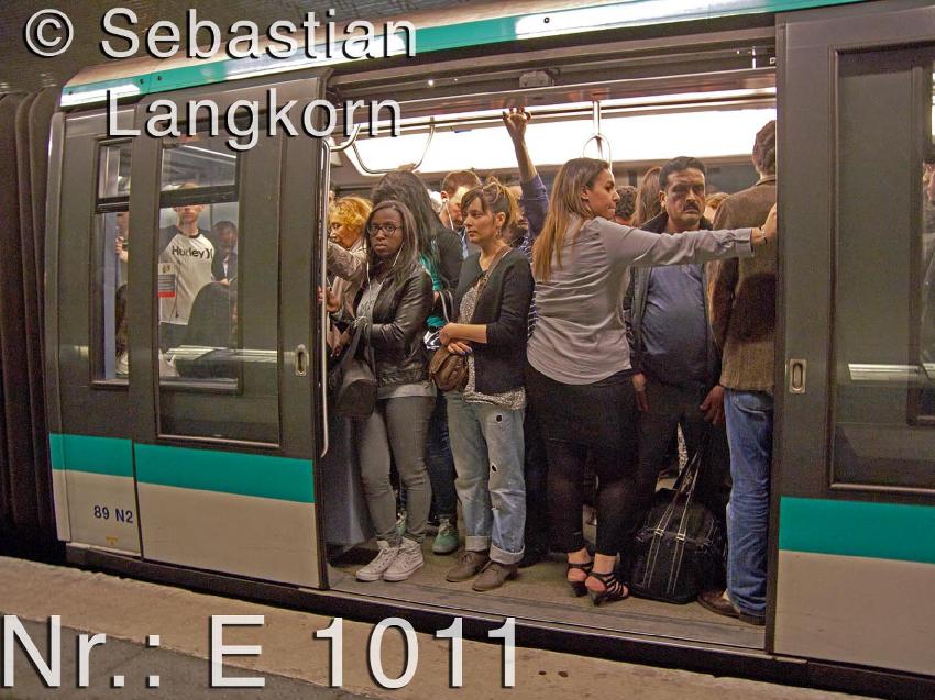 E1011SebastianLangkornParis2014
