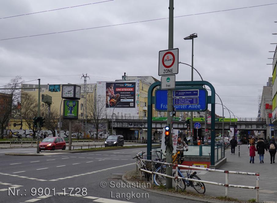 EingangUBahnKopie
